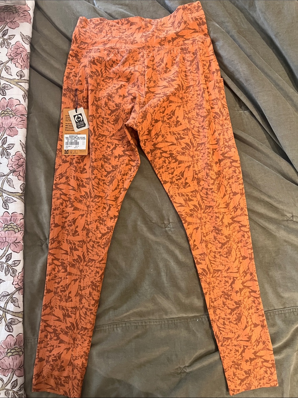 REI Women's Trail-Print 7/8 Leggings in Terracotta Orange